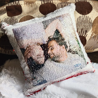 SEQUIN MAGIC PILLOW